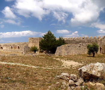 Chlemoutsi Castle